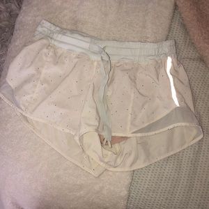 Lululemon hotty hot shorts